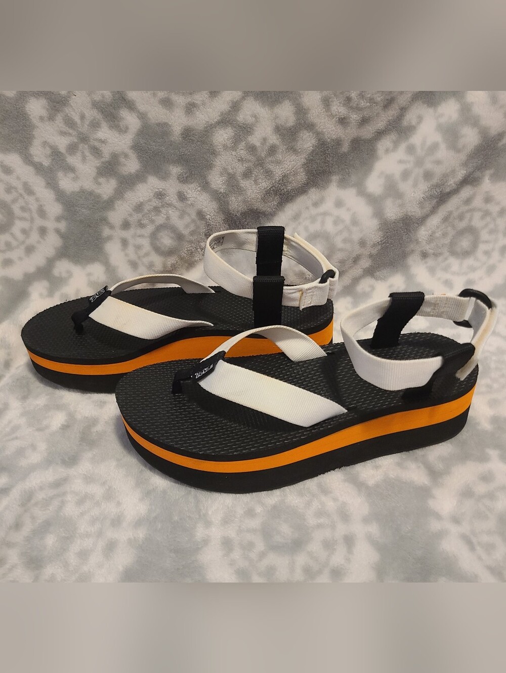 Teva Women’s Platform Sport Sandals in White and Orange Size 8